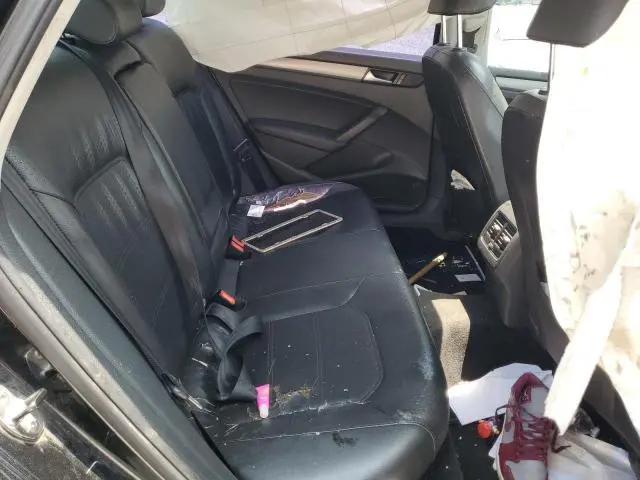 2014 VOLKSWAGEN PASSAT SE  