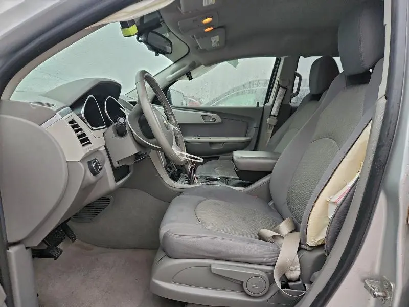 2012 CHEVROLET TRAVERSE LS  