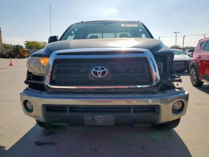 2013 TOYOTA TUNDRA DOUBLE CAB SR5  