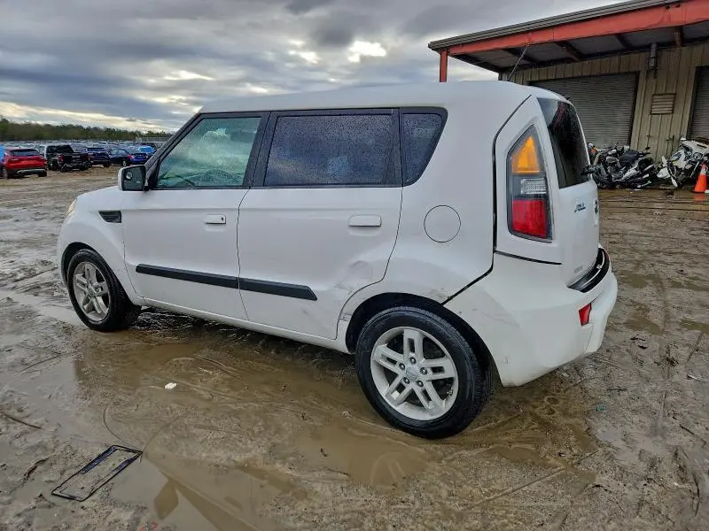 2010 KIA SOUL +  