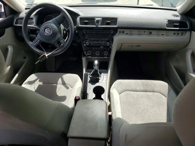 2014 VOLKSWAGEN PASSAT S  