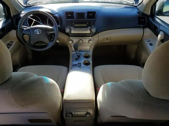 2010 TOYOTA HIGHLANDER   