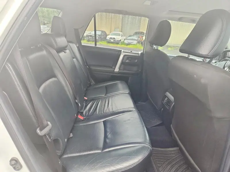 2013 TOYOTA 4RUNNER SR5  