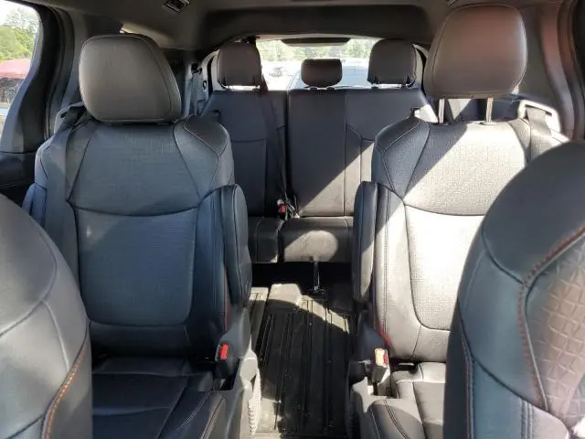 2023 TOYOTA SIENNA XSE