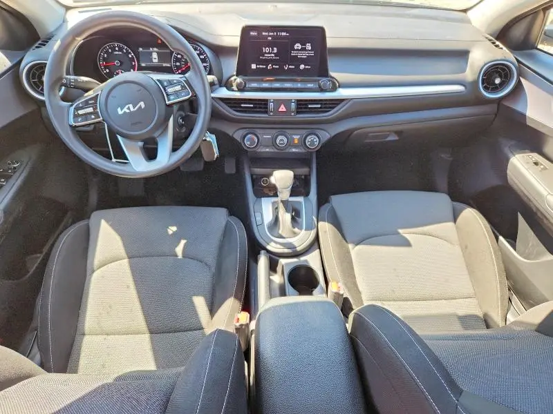 2024 KIA FORTE LX  