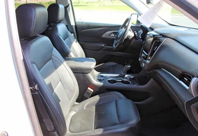 2019 CHEVROLET TRAVERSE LT  