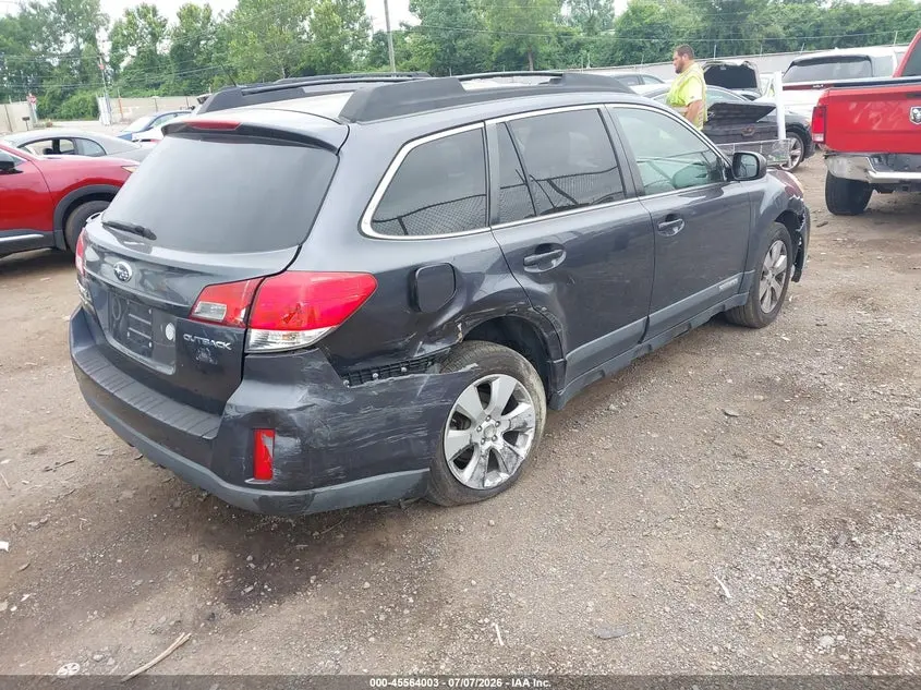 2010 SUBARU OUTBACK 2.5I LIMITED