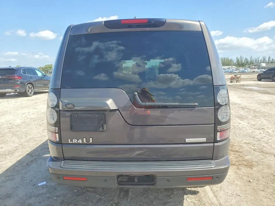 2016 LAND ROVER LR4 HSE LUXURY  