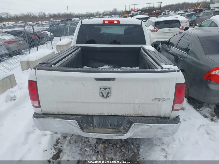 2018 RAM 1500 TRADESMAN  4X4 6'4 BOX