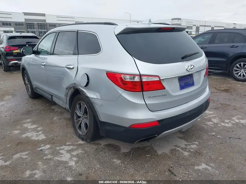 2016 HYUNDAI SANTA FE SE