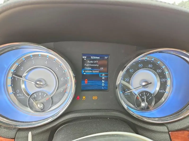 2013 CHRYSLER 300   
