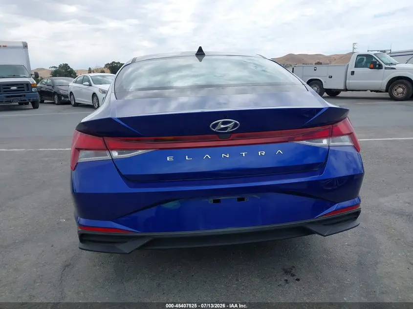 2021 HYUNDAI ELANTRA SE