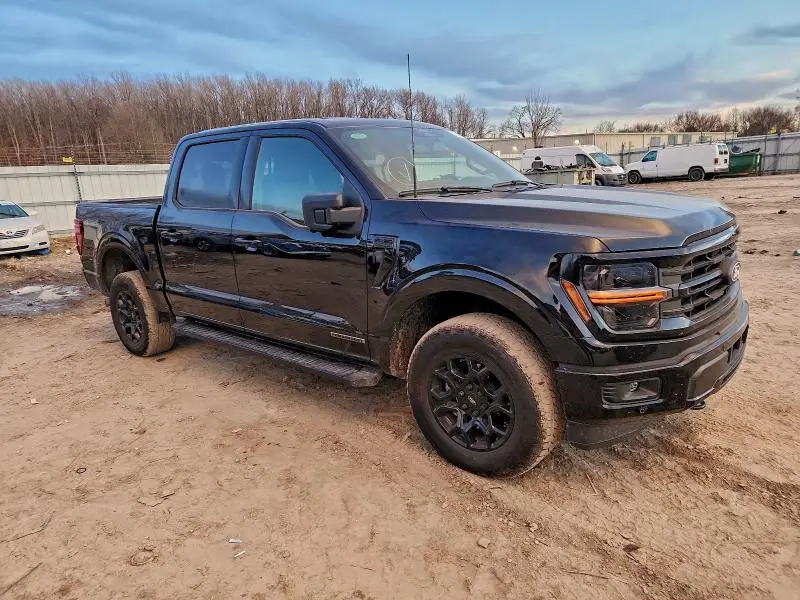 2025 FORD F150 XLT  