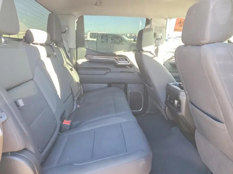 2023 CHEVROLET SILVERADO C1500 LT  