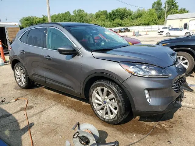 2021 FORD ESCAPE TITANIUM  
