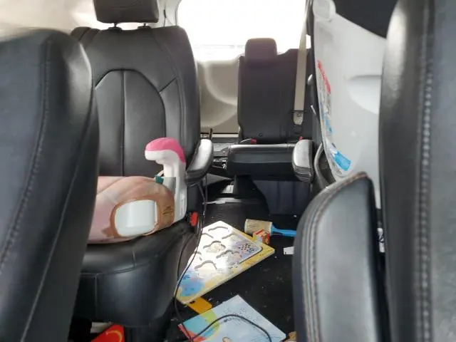 2017 CHRYSLER PACIFICA TOURING L  