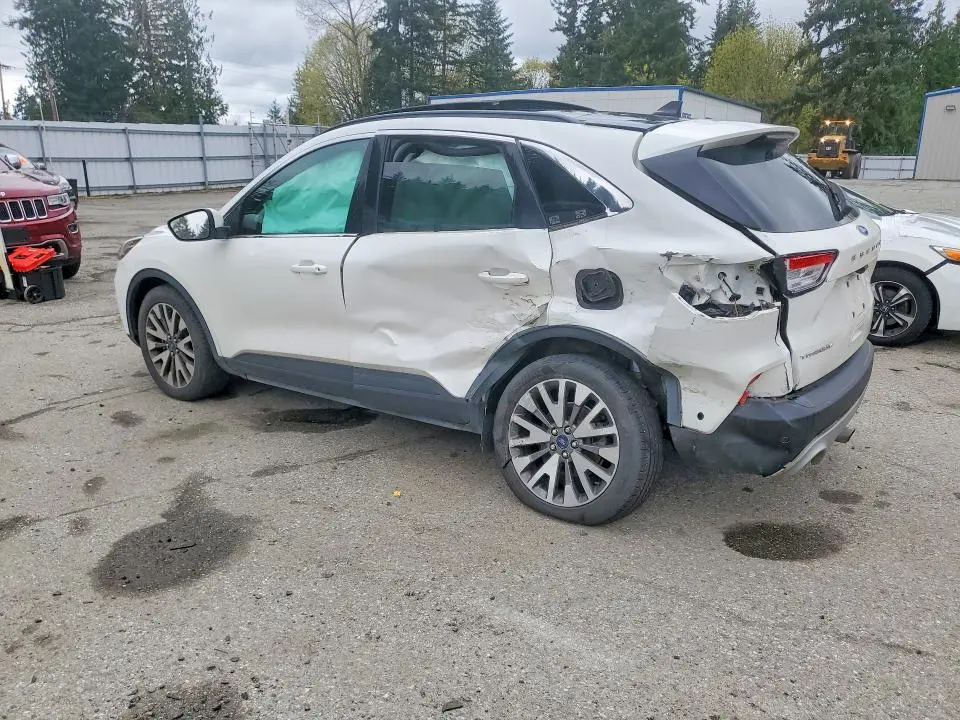 2021 FORD ESCAPE TITANIUM  