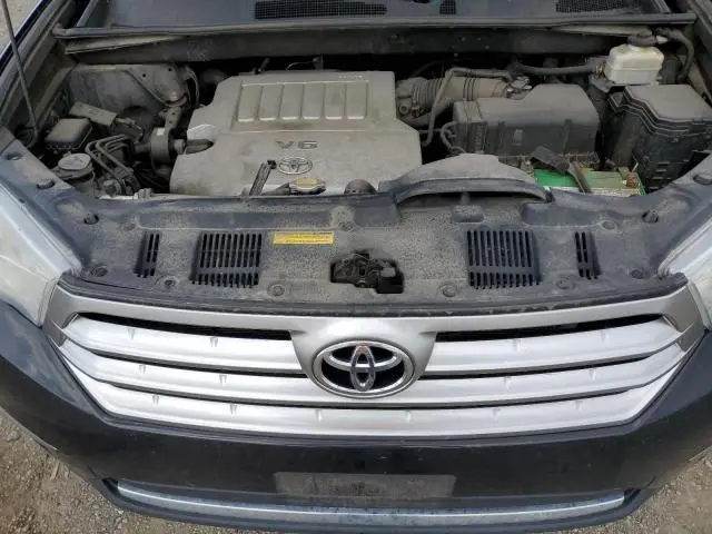 2011 TOYOTA HIGHLANDER BASE  