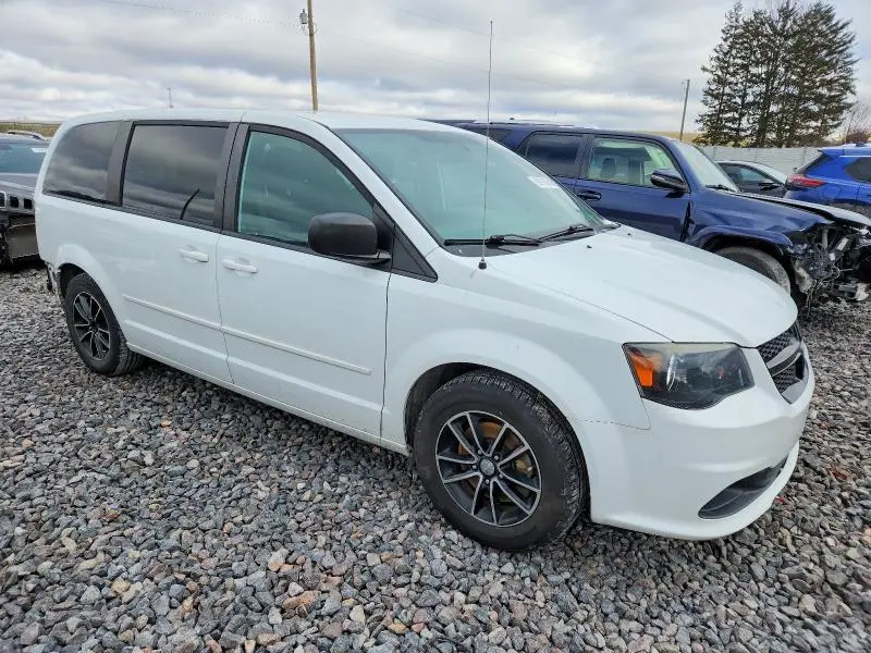 2015 DODGE GRAND CARAVAN SE  