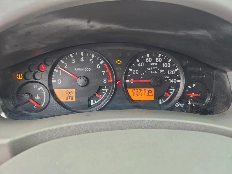 2015 NISSAN FRONTIER SV  