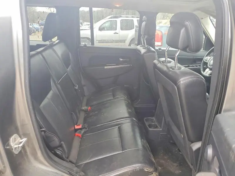 2012 JEEP LIBERTY JET  