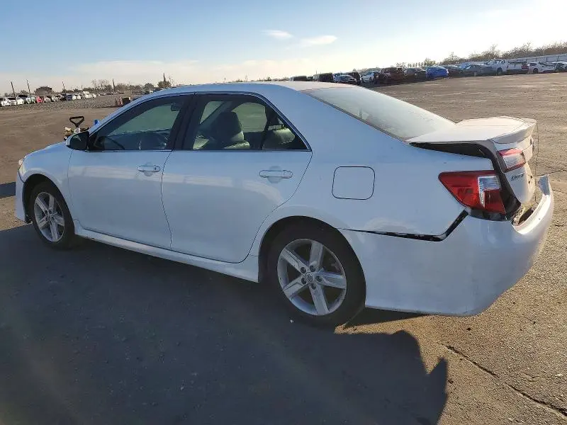 2013 TOYOTA CAMRY L  