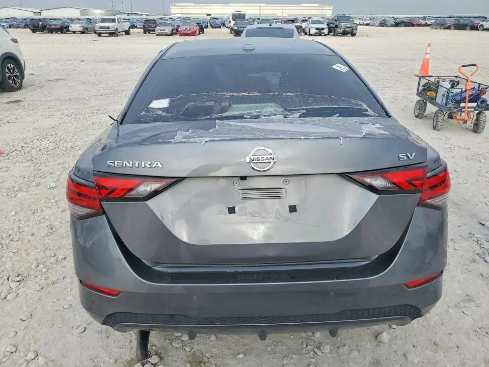 2021 NISSAN SENTRA SV  