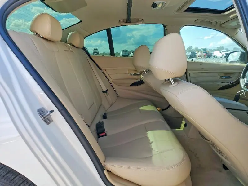 2013 BMW 328 I  