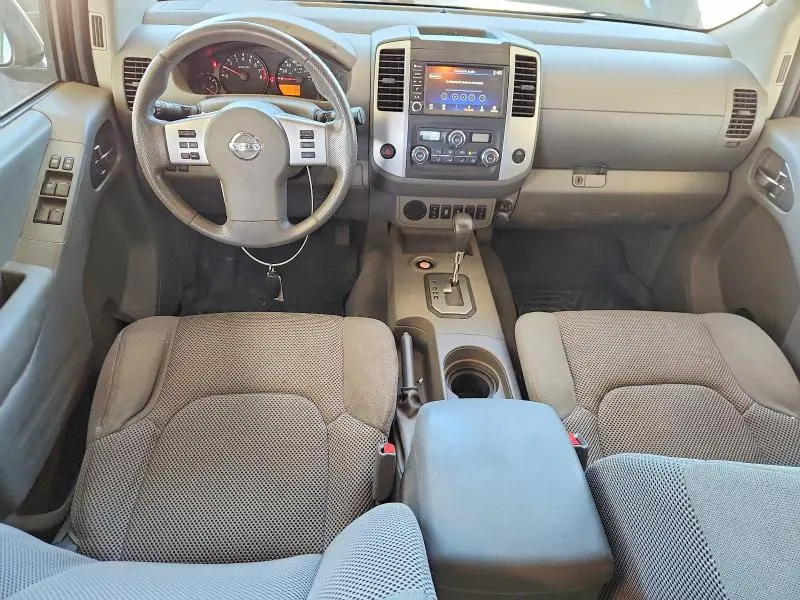 2021 NISSAN FRONTIER SV  