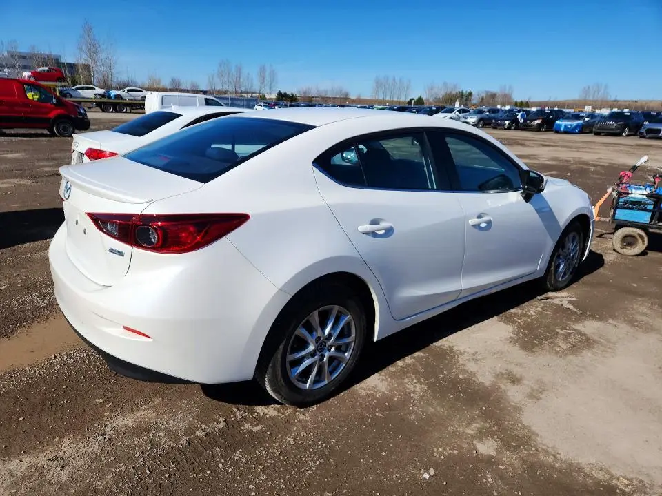 2014 MAZDA 3 TOURING  
