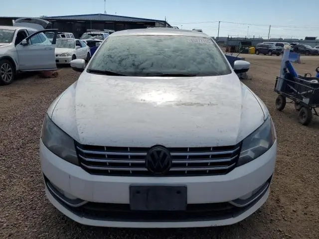 2013 VOLKSWAGEN PASSAT SEL  