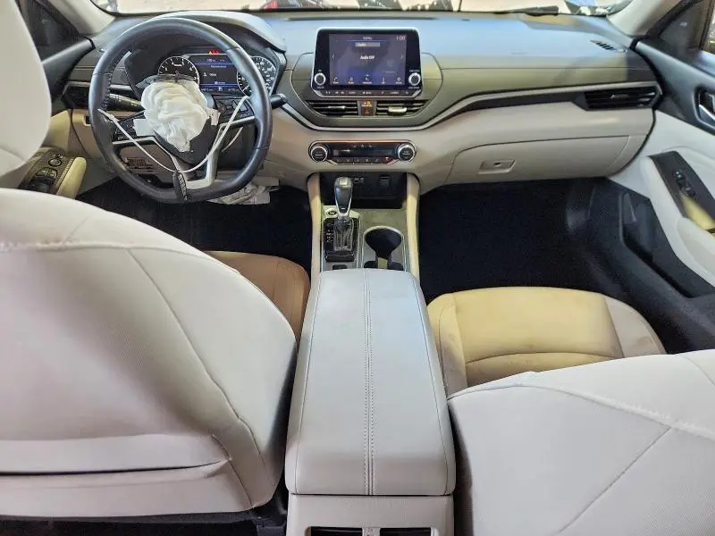 2019 NISSAN ALTIMA SV  