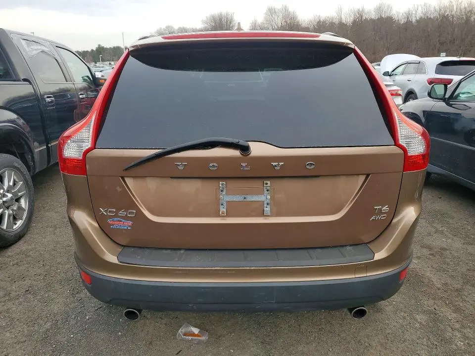 2013 VOLVO XC60 T6  