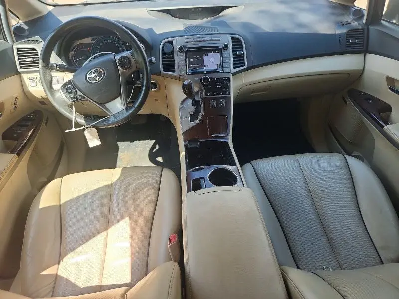 2015 TOYOTA VENZA LE  