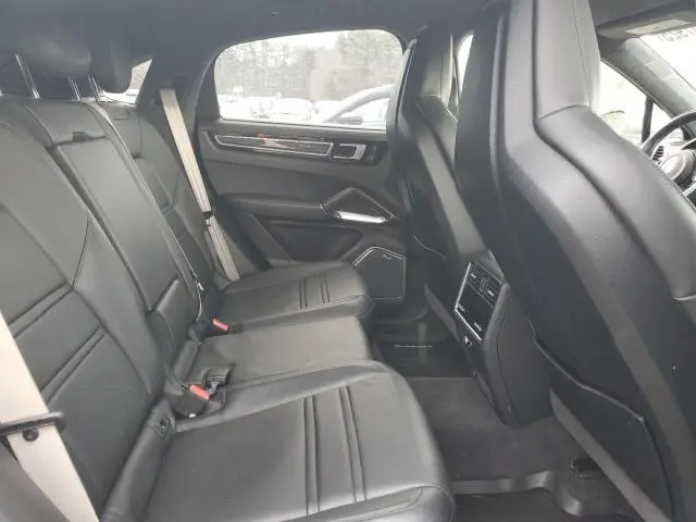 2022 PORSCHE CAYENNE TURBO COUPE  