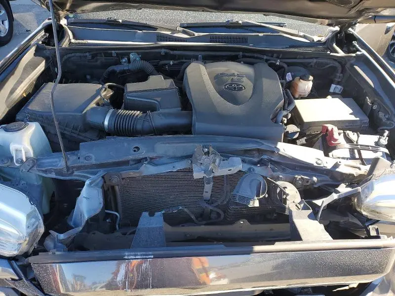 2018 TOYOTA TACOMA DOUBLE CAB  