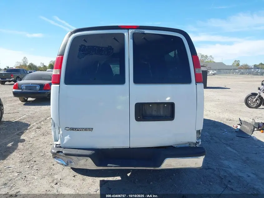 2012 CHEVROLET EXPRESS 3500 LT