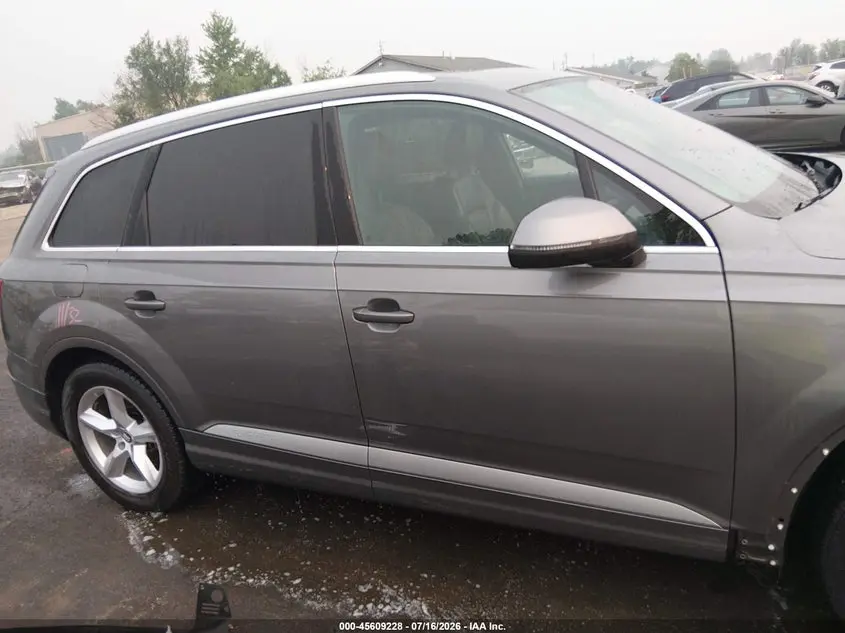 2017 AUDI Q7 3.0T PREMIUM
