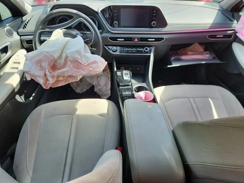 2023 HYUNDAI SONATA SE  