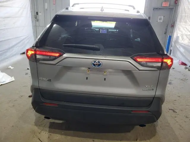 2023 TOYOTA RAV4 XLE