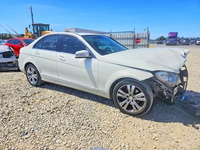 2011 MERCEDES-BENZ C 300  