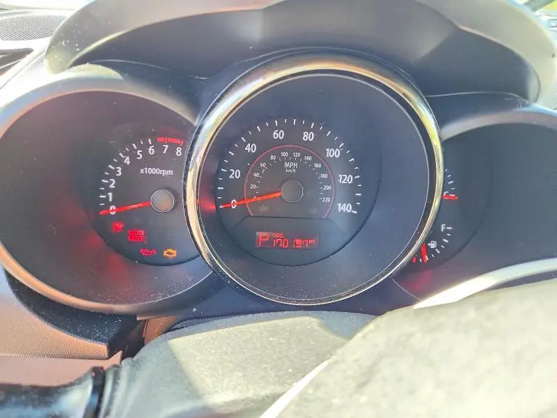 2010 KIA SOUL +  