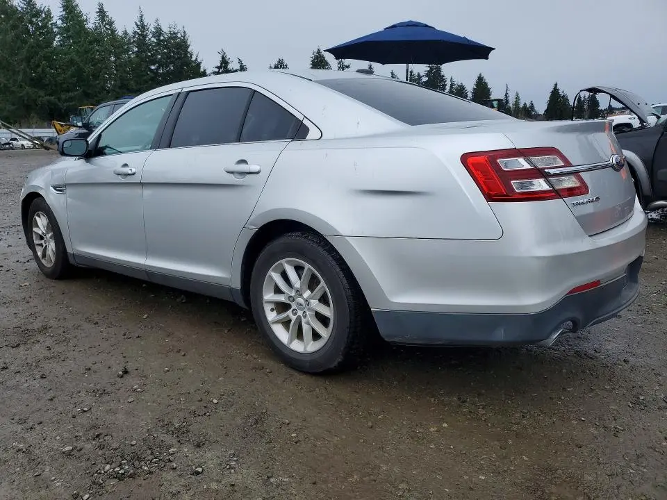 2013 FORD TAURUS SE  
