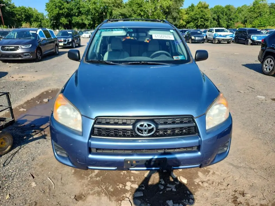 2011 TOYOTA RAV4 BASE  