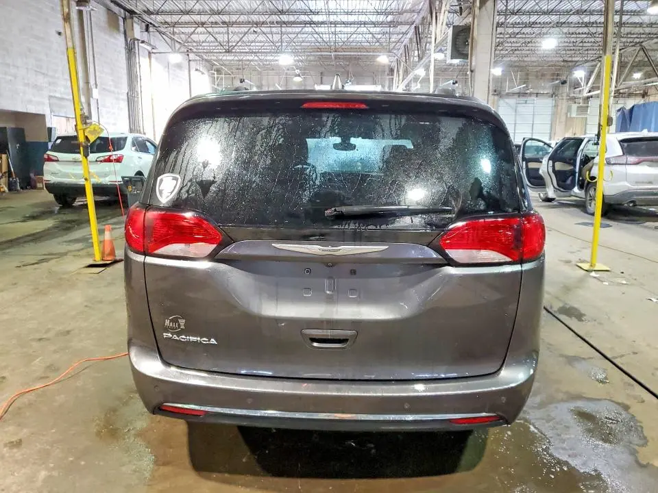 2017 CHRYSLER PACIFICA TOURING L PLUS  