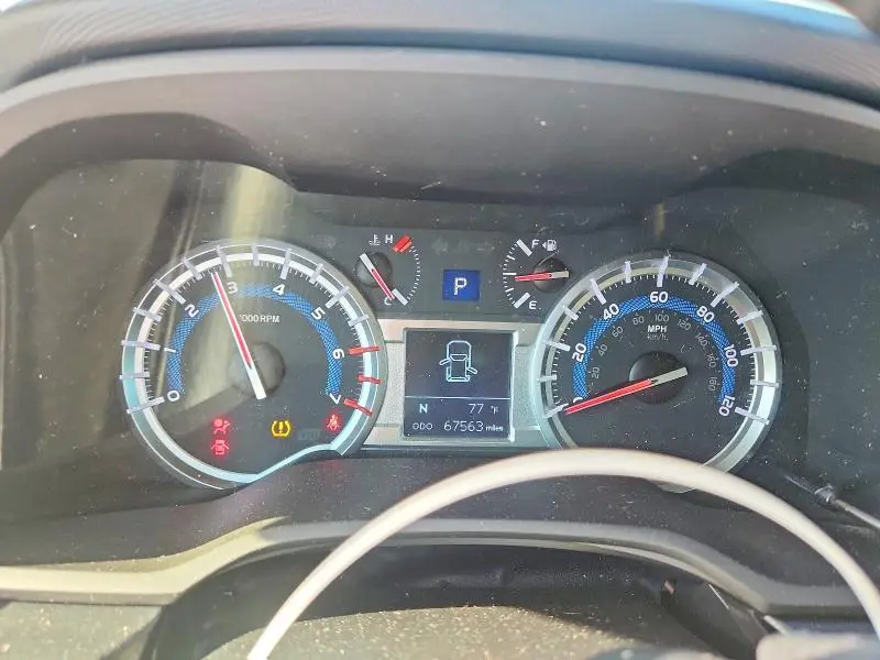 2014 TOYOTA 4RUNNER SR5  