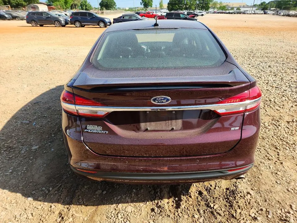 2017 FORD FUSION SE  