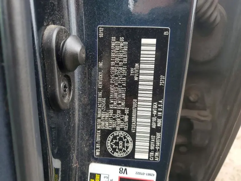 2013 TOYOTA VENZA LE  