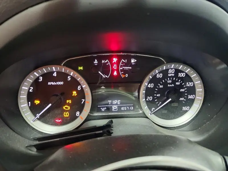 2014 NISSAN SENTRA SL  