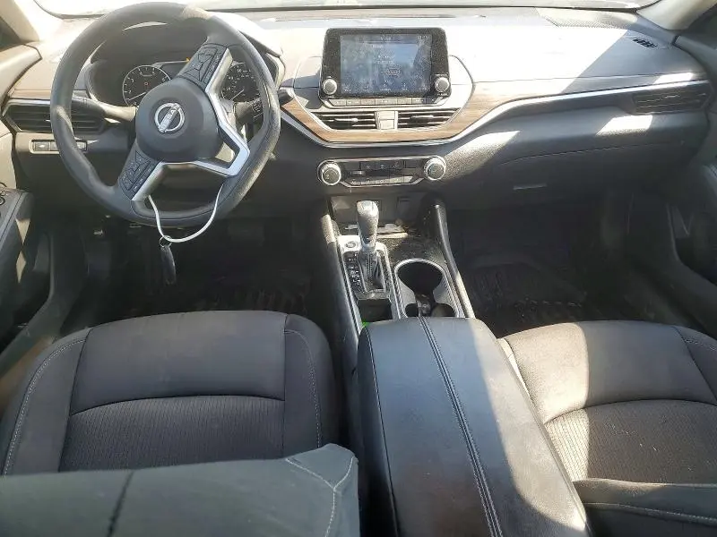 2024 NISSAN ALTIMA SV  